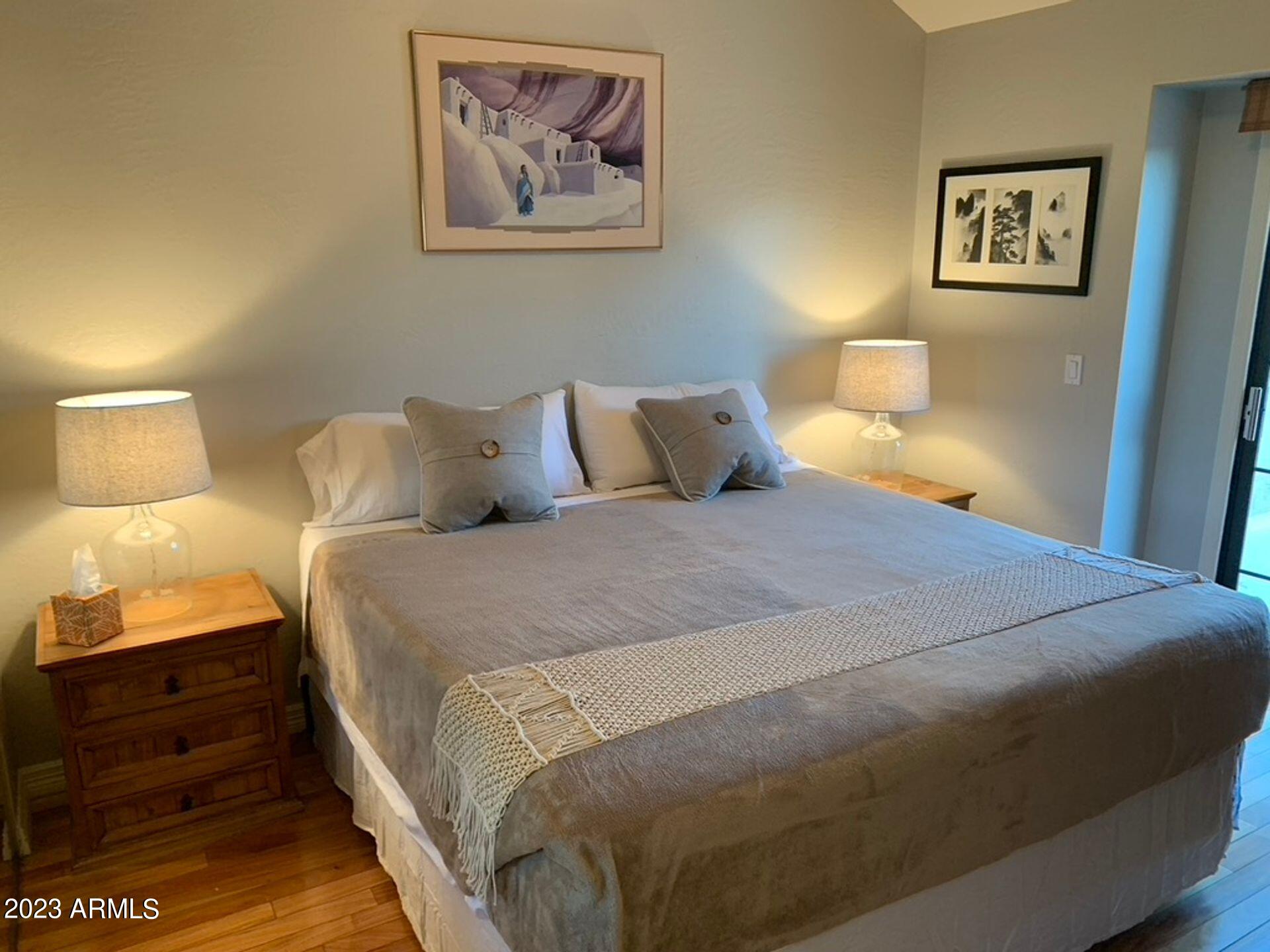 9705 East Mountain View Road, Unit 1003 Scottsdale, AZ 85258 - Photo 10 of 12 1003 guest bedroom