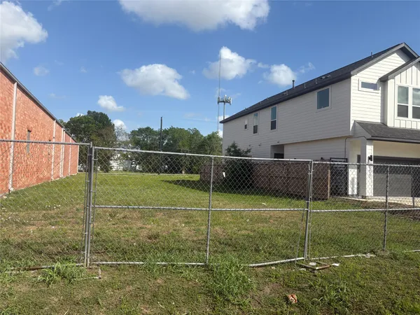 $115,000 | 6314 Eastwood Street, Houston, TX 77021
