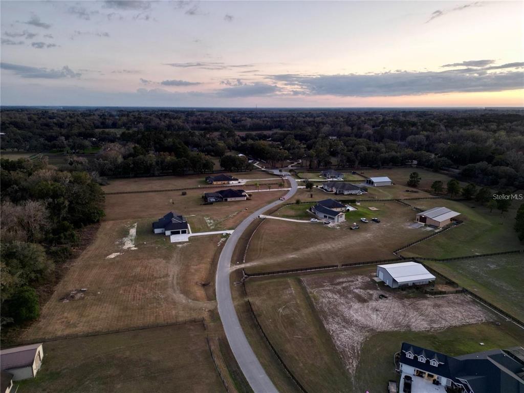 Tbd Southeast 37th Terrace Belleview, FL 34420 - Photo 8 of 11 a view of a city