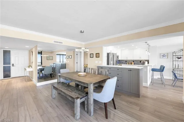 $16,500 | 9653 Gulf Shore Drive, Unit 402, Naples, FL 34108