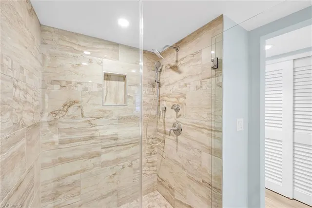 $16,500 | 9653 Gulf Shore Drive, Unit 402, Naples, FL 34108