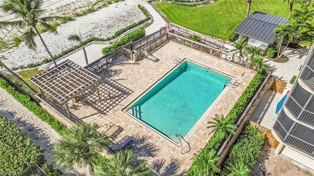 $16,500 | 9653 Gulf Shore Drive, Unit 402, Naples, FL 34108