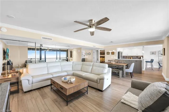 $16,500 | 9653 Gulf Shore Drive, Unit 402, Naples, FL 34108