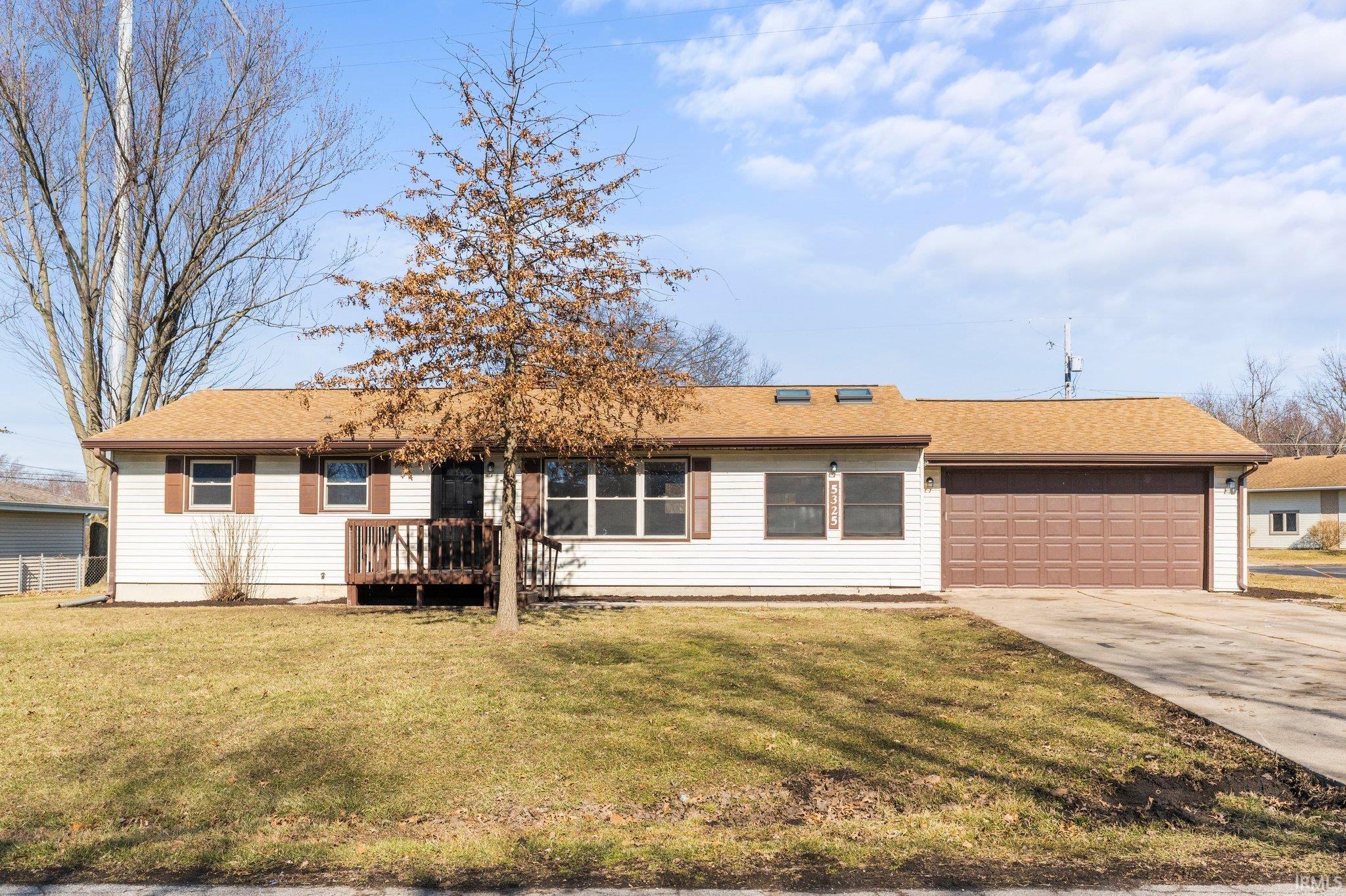 5325 Ann Hackley Road Fort Wayne, IN 46835 - Photo 2 of 31 Gallery Image 2