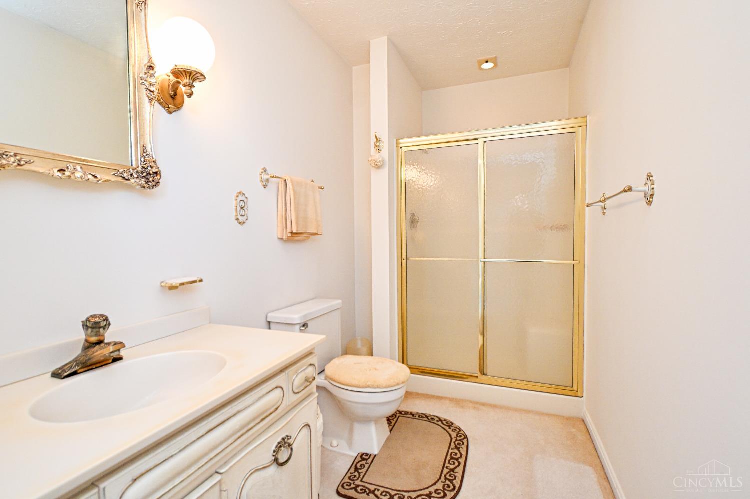 4939 Rumpke Road Cincinnati, OH 45245 - Photo 15 of 24 Gallery Image 15