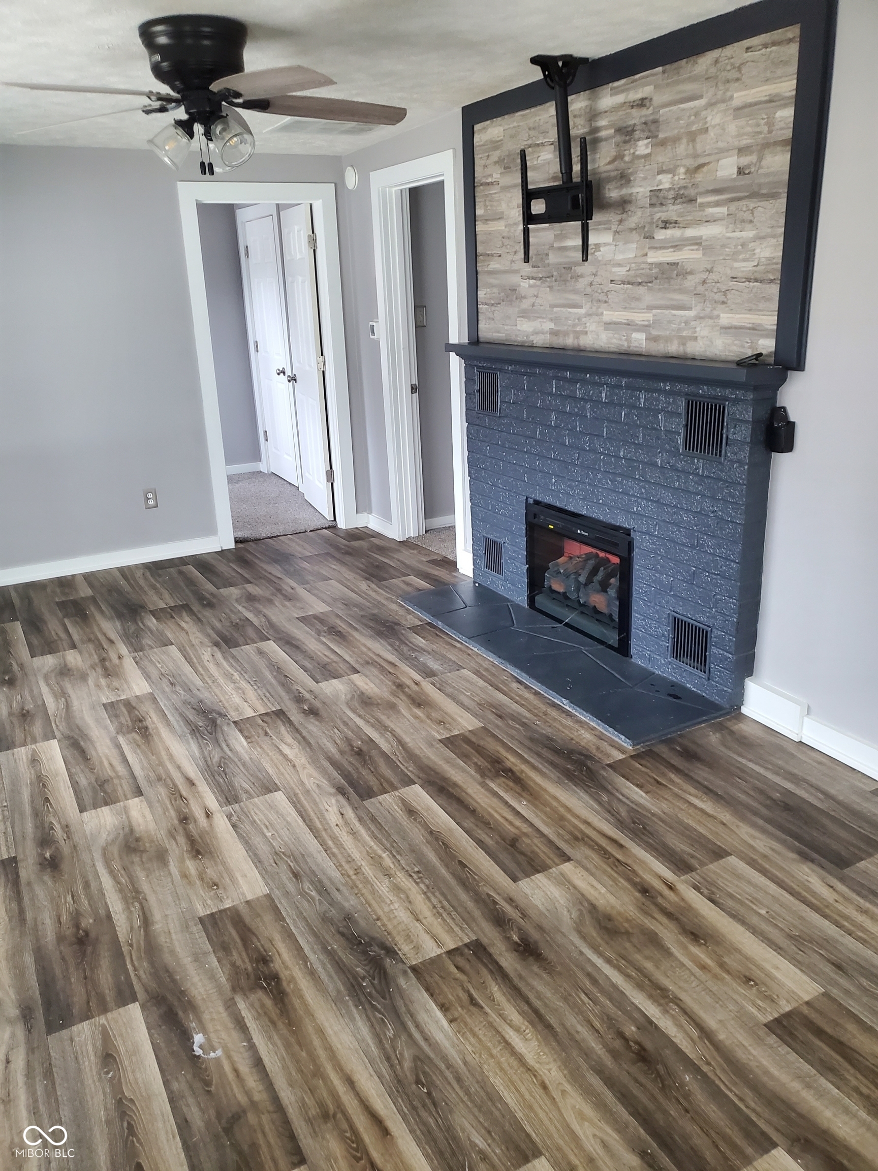 830 Chester Street Anderson, IN 46012 - Photo 2 of 8