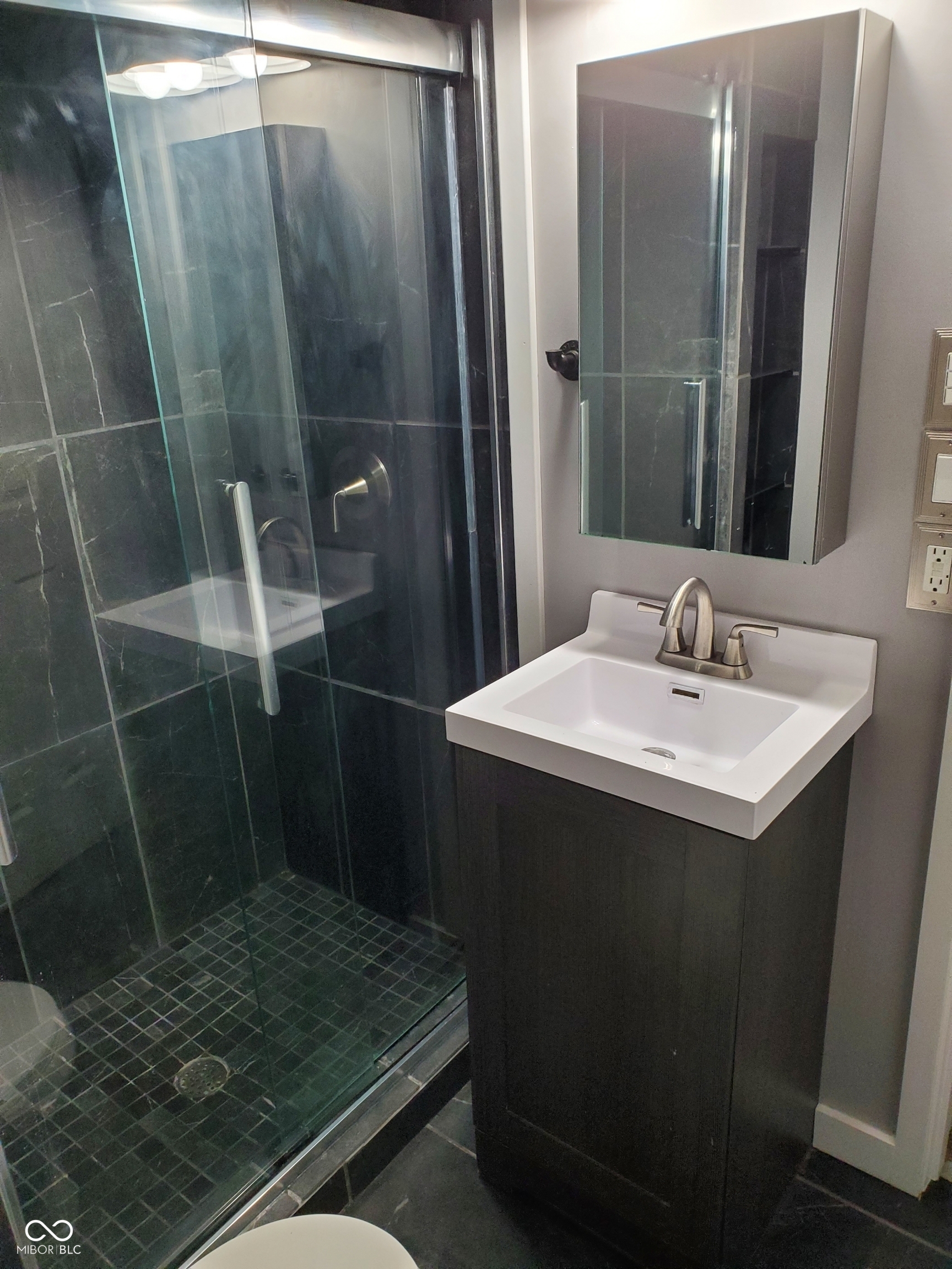 830 Chester Street Anderson, IN 46012 - Photo 5 of 8