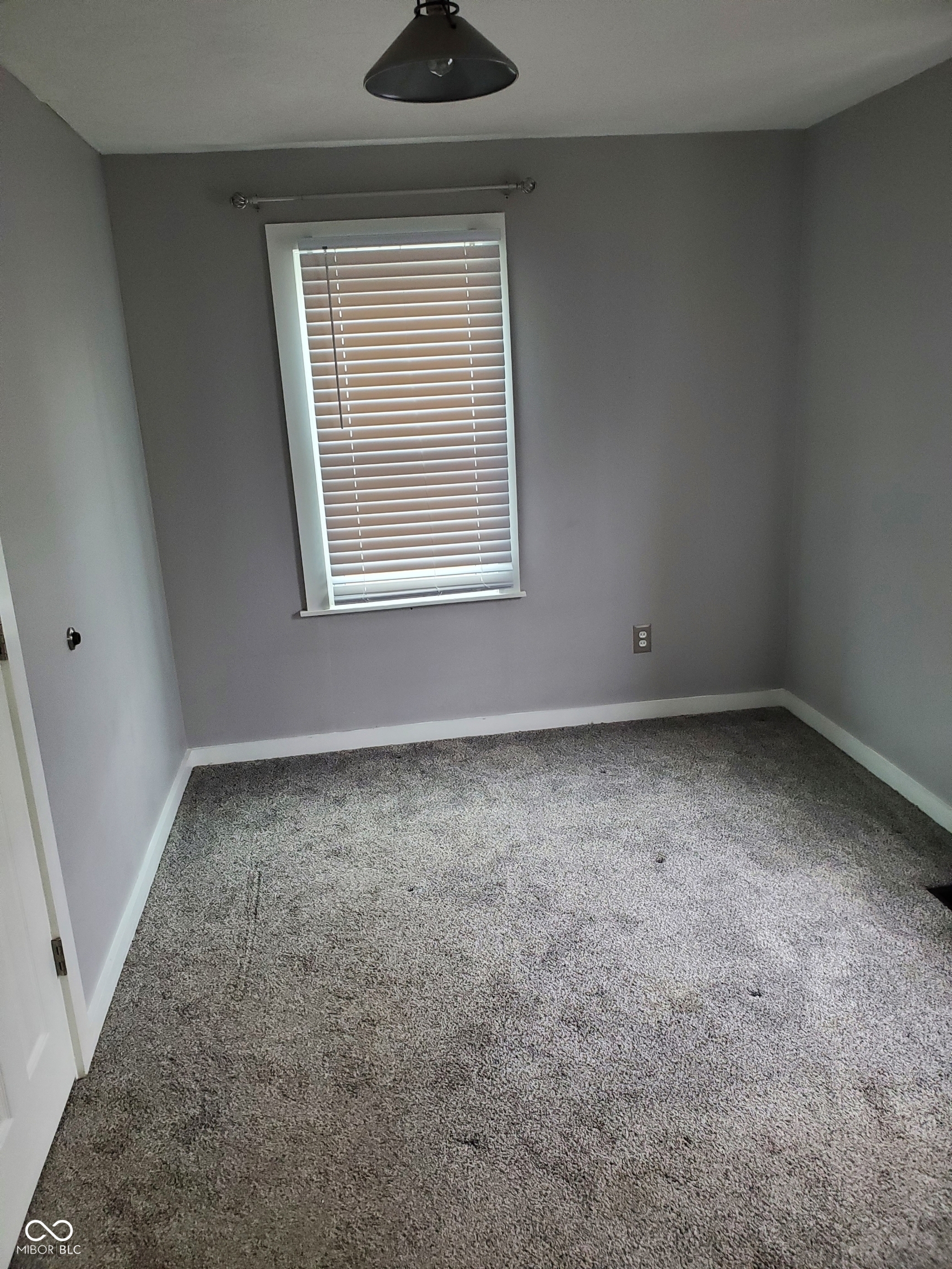 830 Chester Street Anderson, IN 46012 - Photo 6 of 8