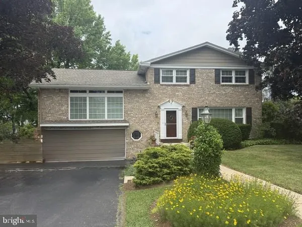 $389,900 | 2665 Milford Lane, York, PA 17402