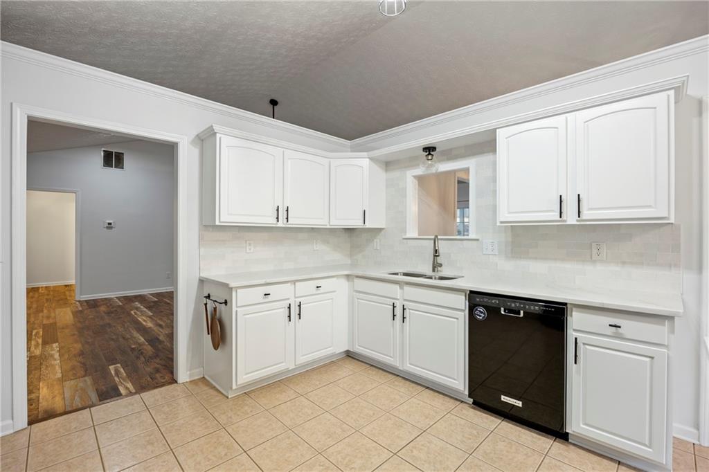 3768 North Sharon Church Road Loganville, GA 30052 - Photo 17 of 58