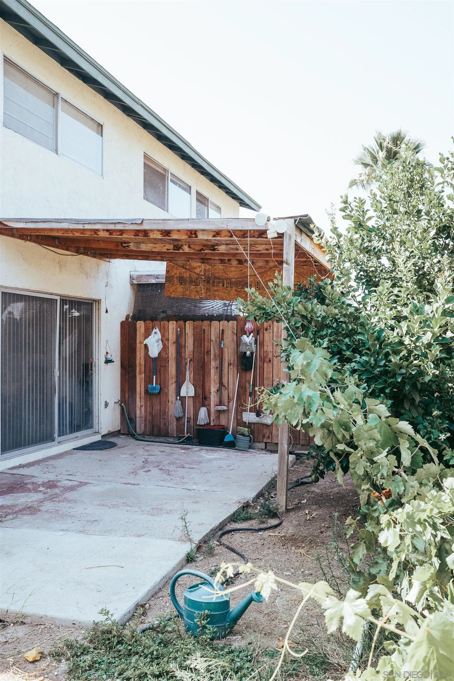 2027 Terracina Circle Spring Valley, CA 91977 - Photo 2 of 12 Gallery Image 2