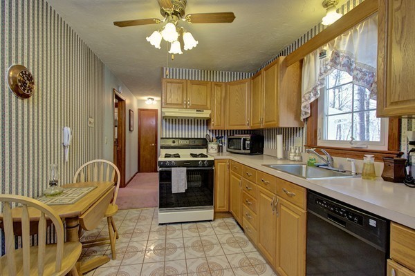 90 Pine Hill Road Ashland, MA 01721 - Photo 24 of 30