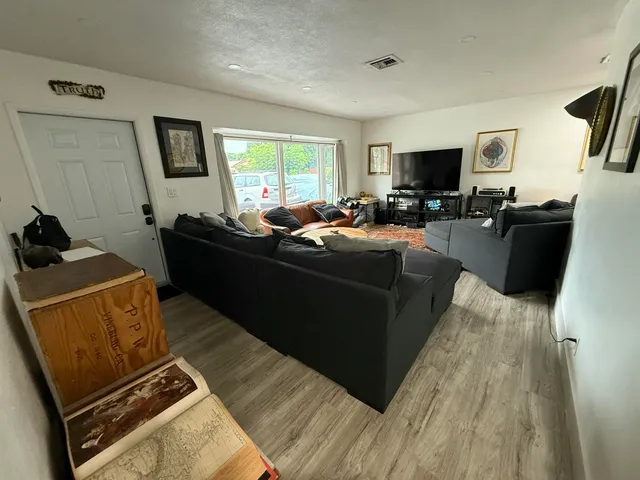 $1,200 | 6801 Northwest 32nd Avenue, Fort Lauderdale, FL 33309