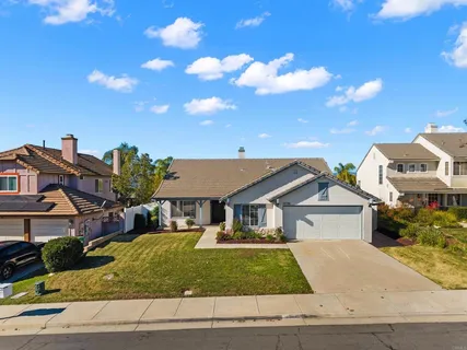 $749,999 | 39785 Spinning Wheel Drive, Murrieta, CA 92562