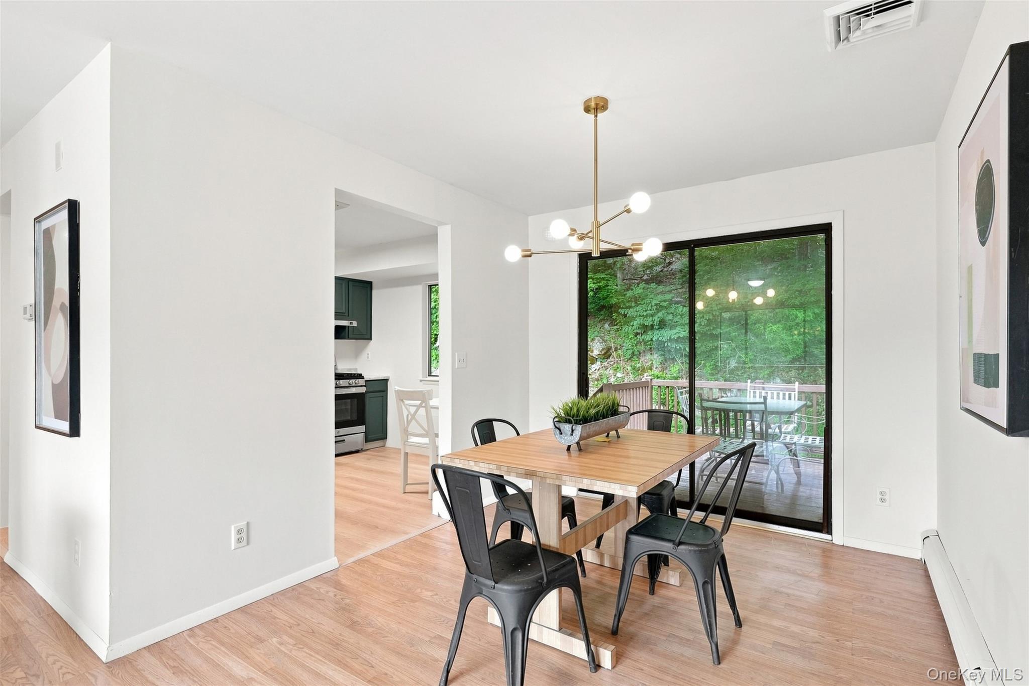 107 Sutton Park Road Poughkeepsie, NY 12603 - Photo 11 of 33 Gallery Image 11