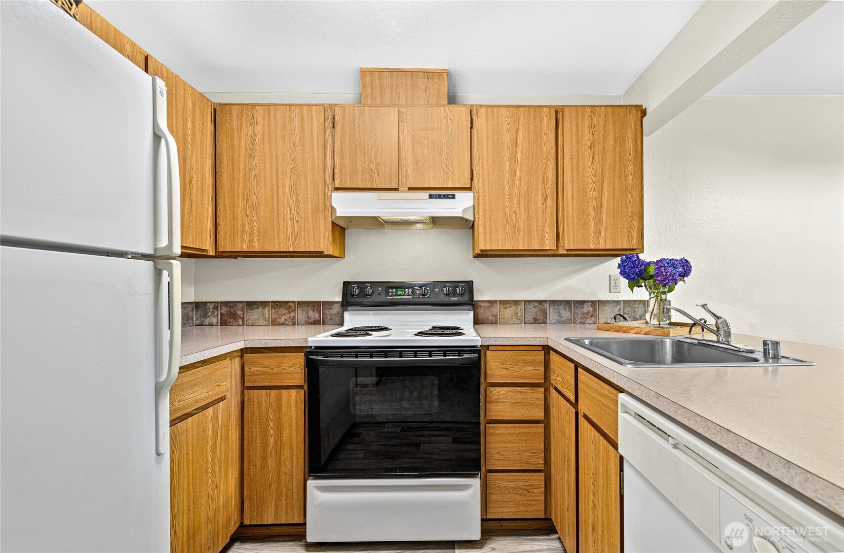 17521 118th Avenue Southeast, Unit A4 Renton, WA 98058 - Photo 11 of 21 Gallery Image 11