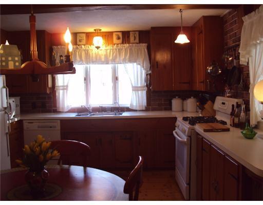 1207 Shore Road Cape Elizabeth, ME 04107 - Photo 15 of 24 Kitchen.