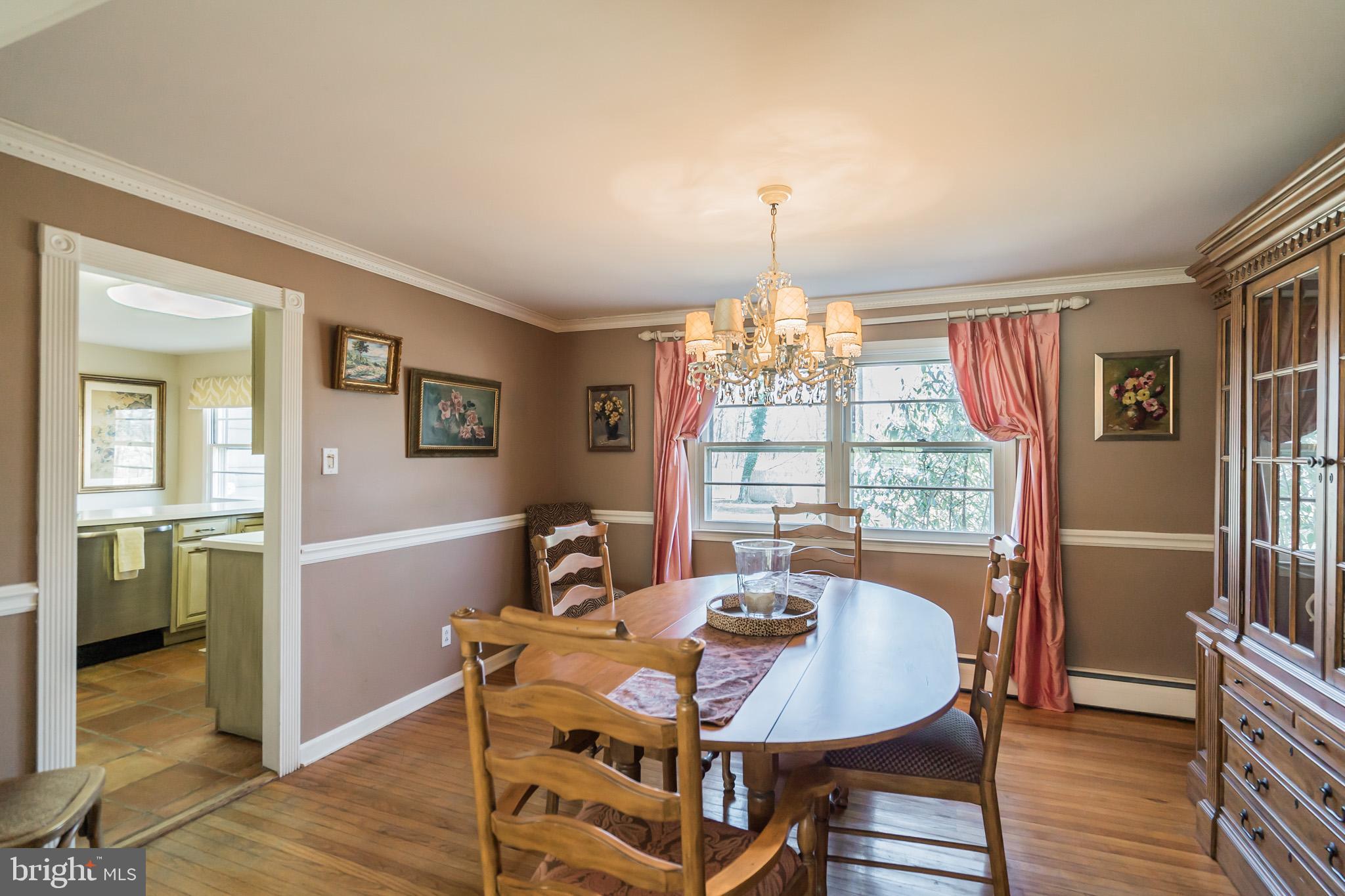 953 Cloverly Road Berwyn, PA 19312 - Photo 8 of 29
