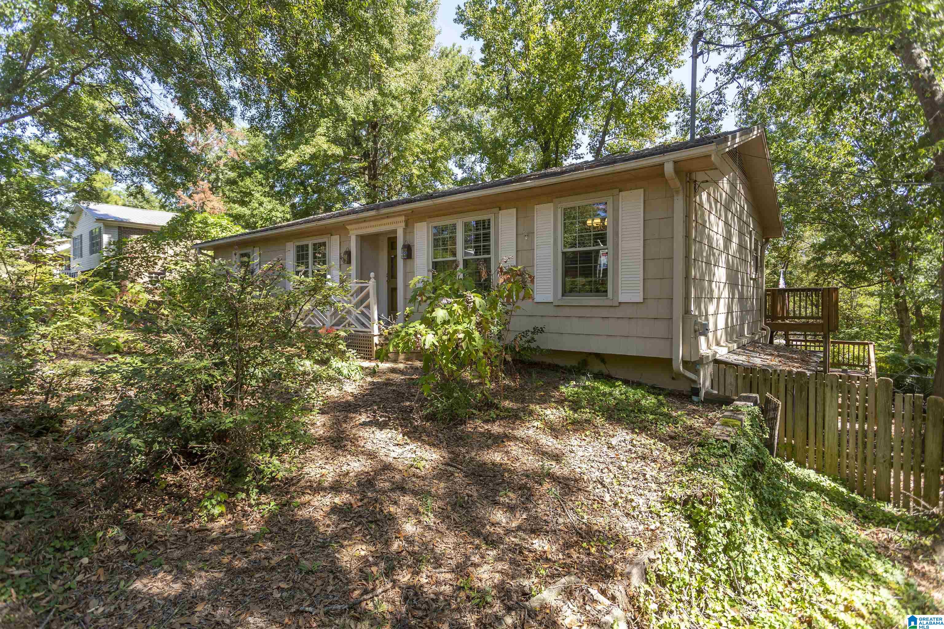 435 16th Street Calera, AL 35040 - Photo 2 of 47