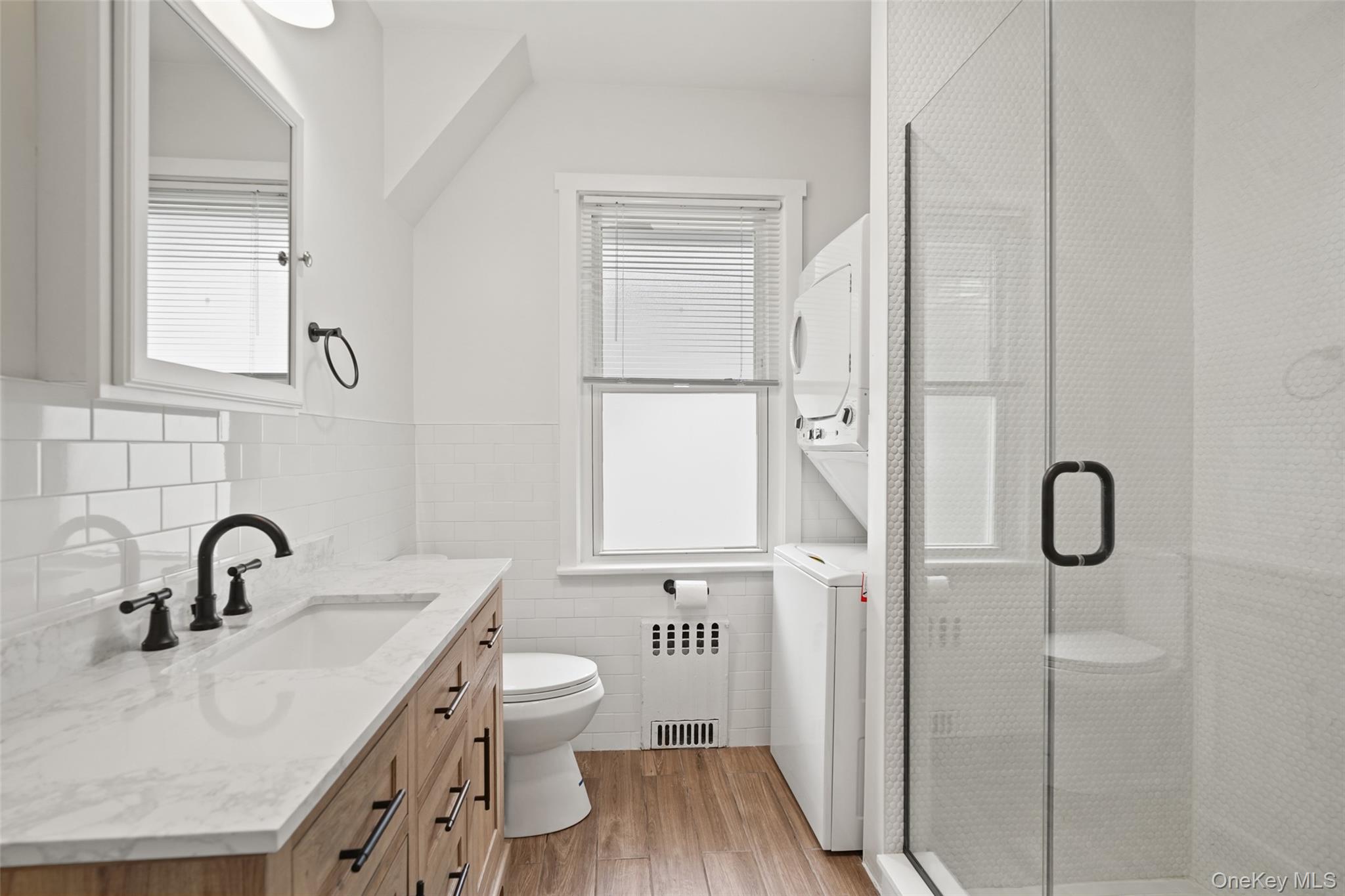 29 Redfield Street Rye, NY 10580 - Photo 15 of 27 Hall Bathroom