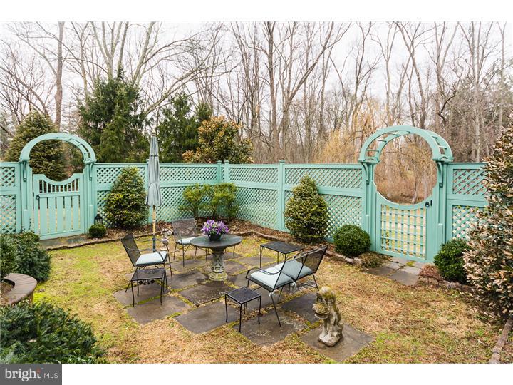 1017 South Leopard Road Berwyn, PA 19312 - Photo 17 of 22 Garden