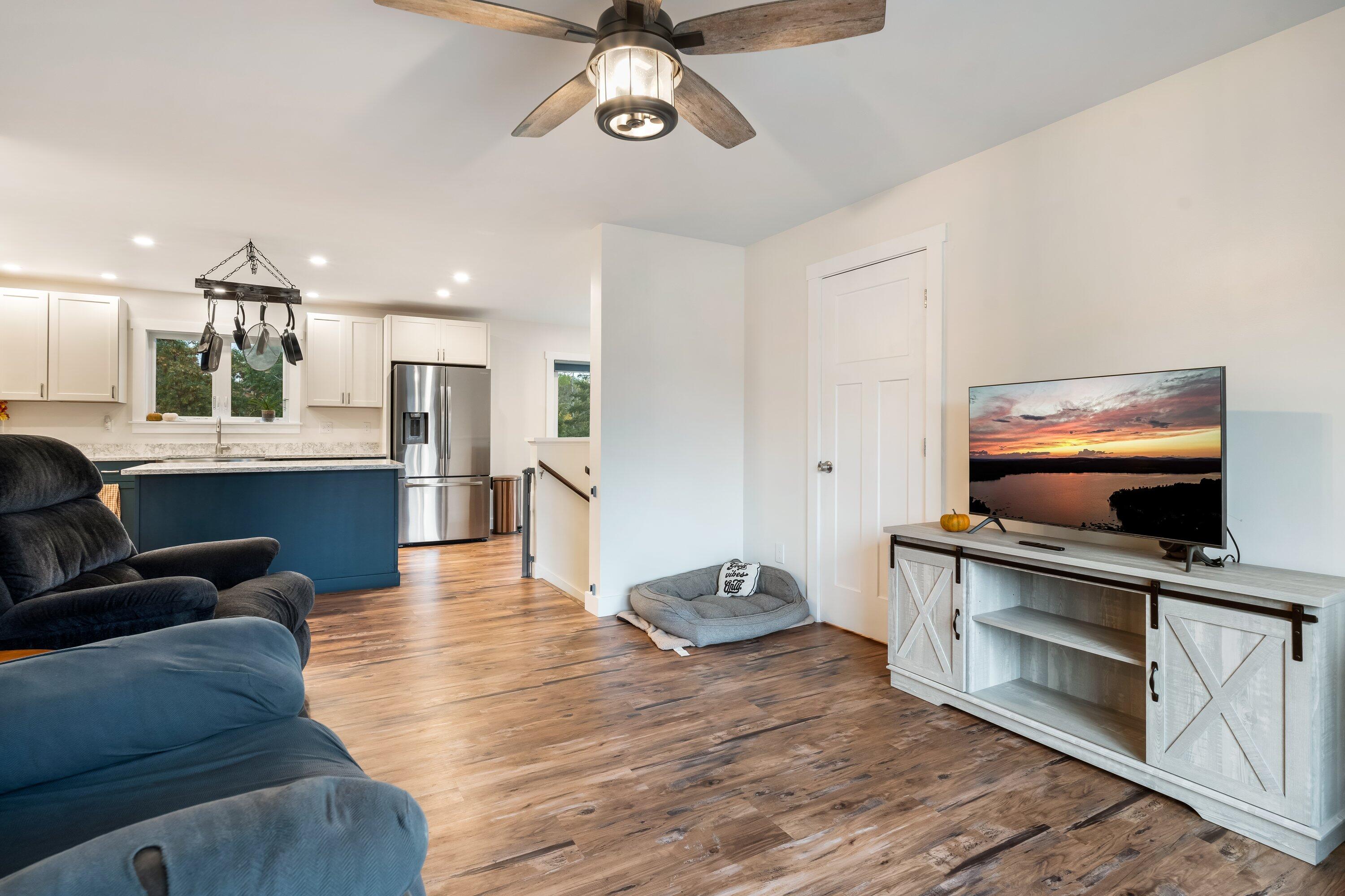532 Reef Road Waldoboro, ME 04572 - Photo 11 of 62 7-custom-532-reef-road