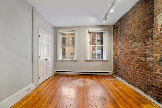 $2,700 | 99.5 Myrtle Street, Unit 1, Boston, MA 02114