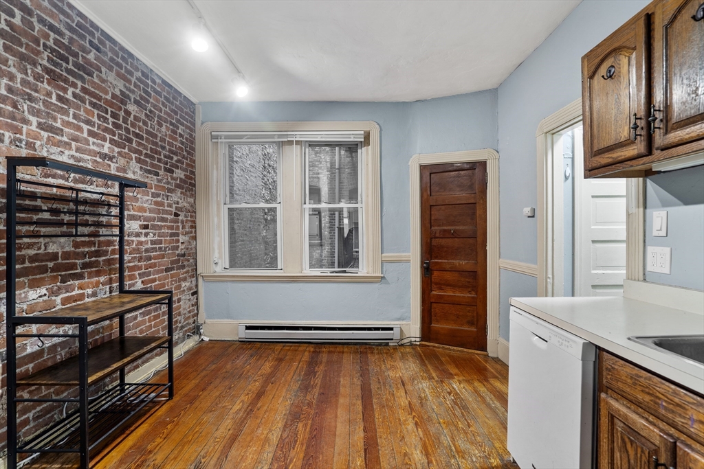 99.5 Myrtle Street, Unit 1 Boston, MA 02114 - Photo 7 of 12