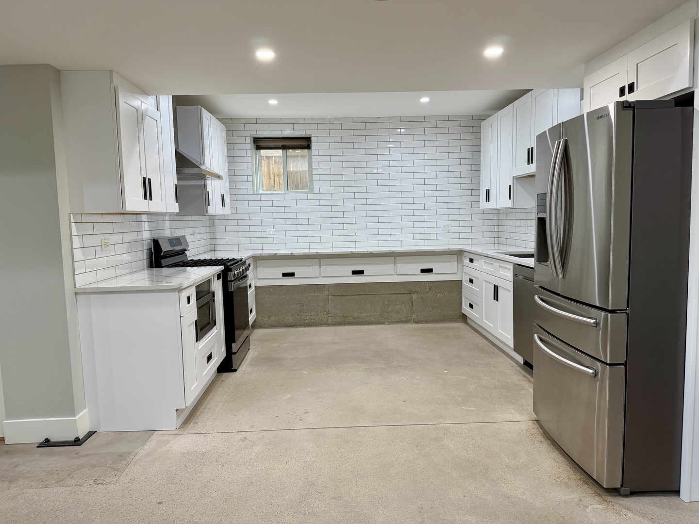 4730 West Grace Street, Unit 3 Chicago, IL 60641 - Photo 6 of 26