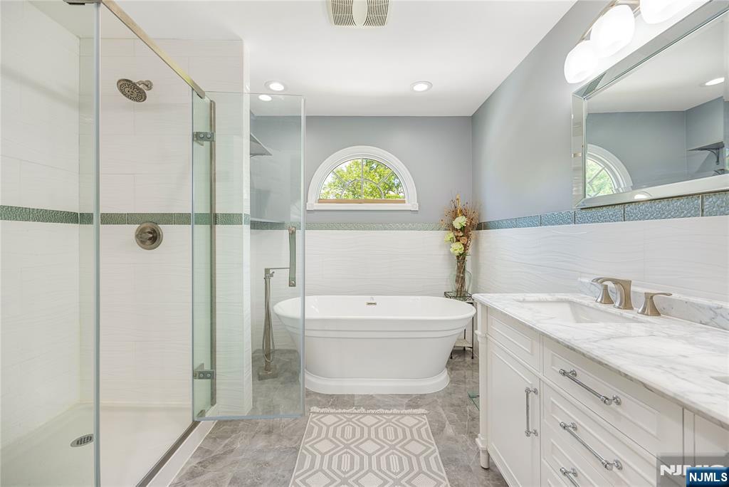 15 East Pierrepont Avenue Rutherford, NJ 07070 - Photo 21 of 43
