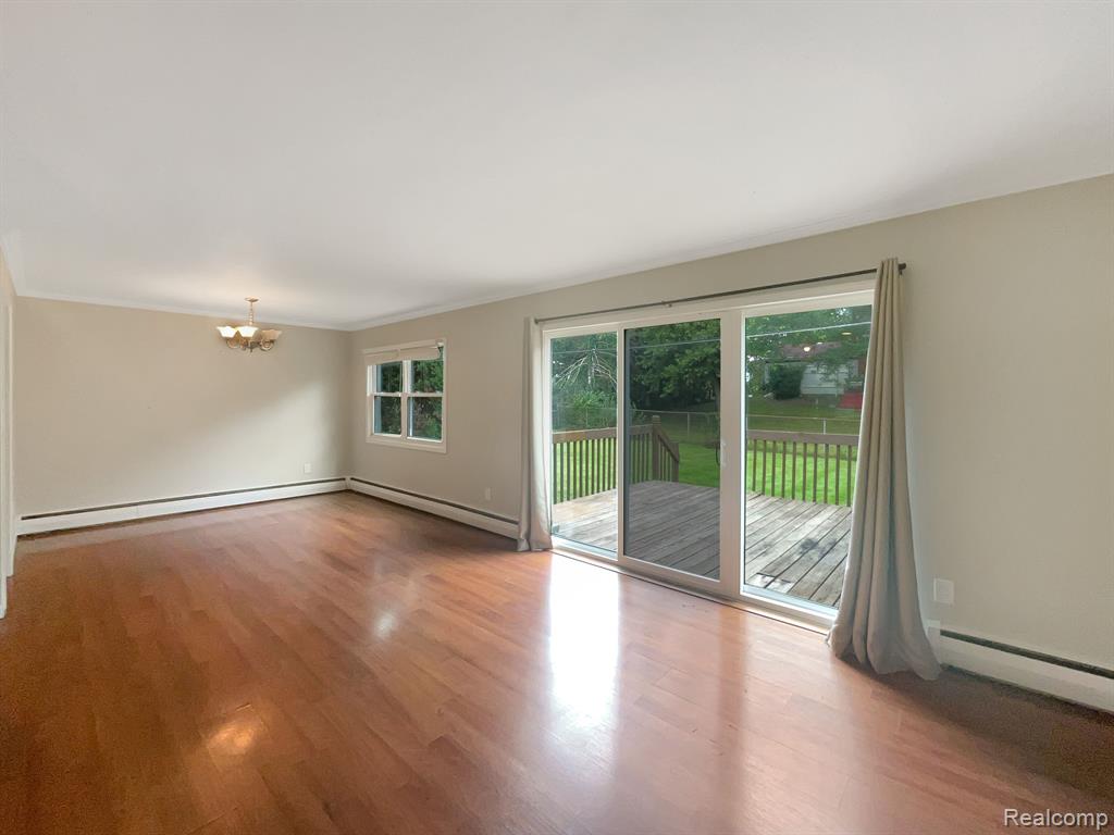 26305 Middlebelt Road Farmington Hills, MI 48334 - Photo 9 of 20