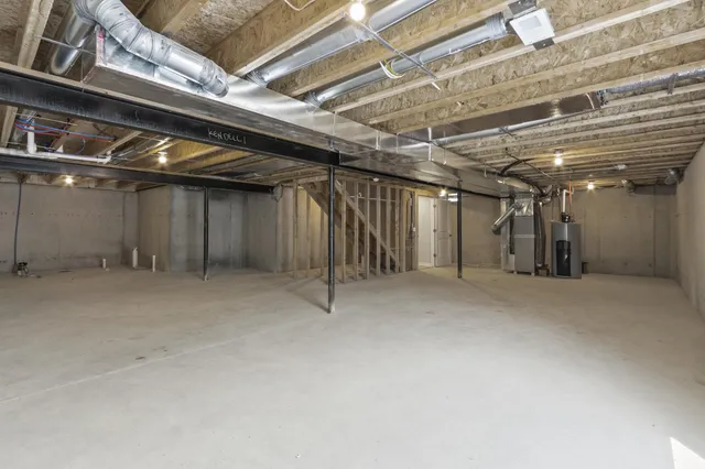 $321,500 | 31627 Augusta Drive, Unit 68, Romulus, MI 48174