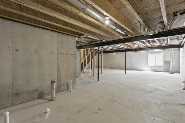 $321,500 | 31627 Augusta Drive, Unit 68, Romulus, MI 48174