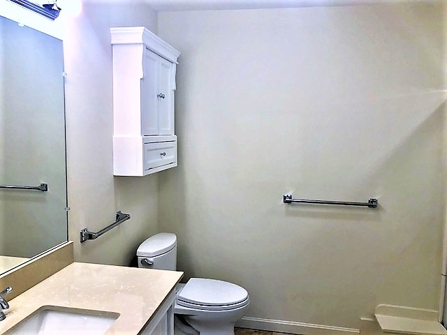 332 Parkside Road, Unit 13 New London, NH 03257 - Photo 8 of 10