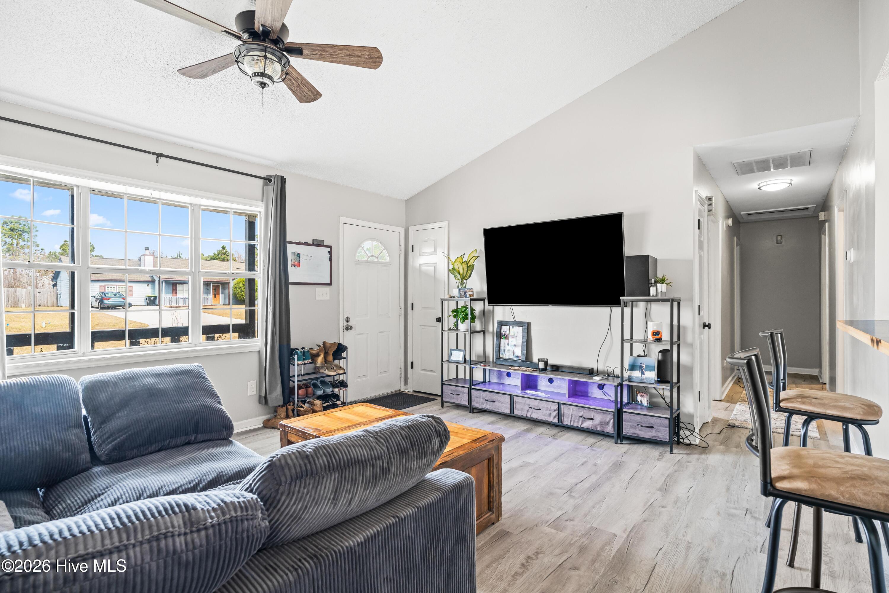 142 Parnell Road Hubert, NC 28539 - Photo 7 of 26 8