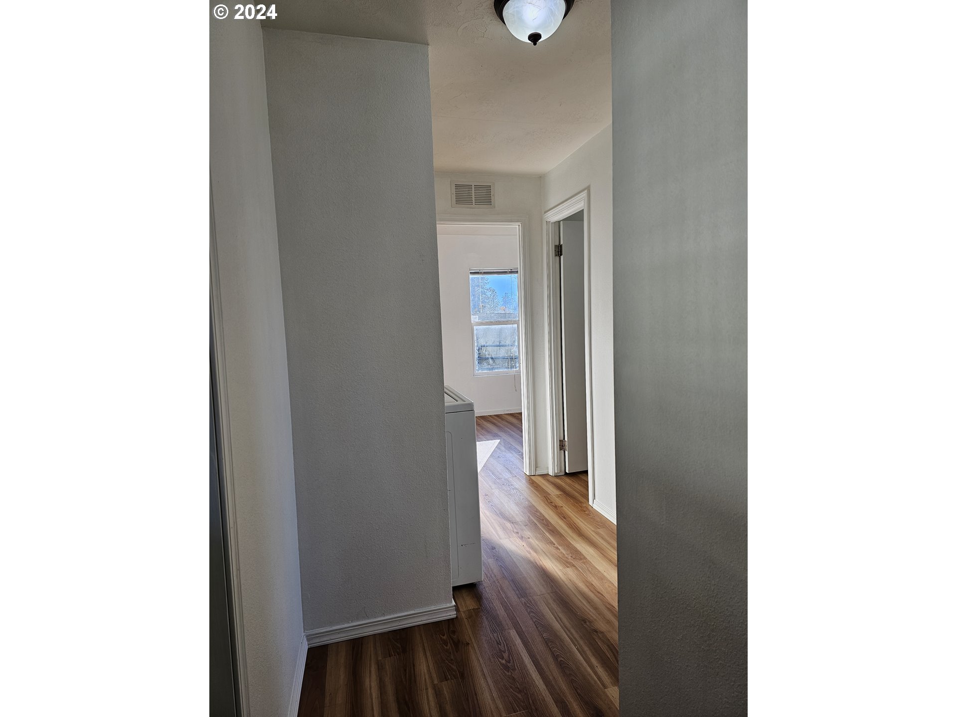 623 Shoestring Road Riddle, OR 97469 - Photo 12 of 47