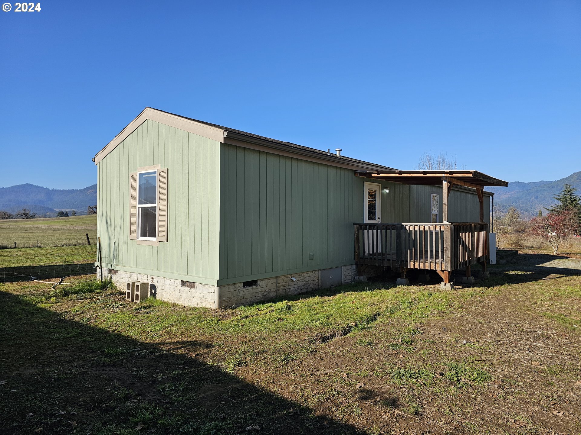 623 Shoestring Road Riddle, OR 97469 - Photo 25 of 47