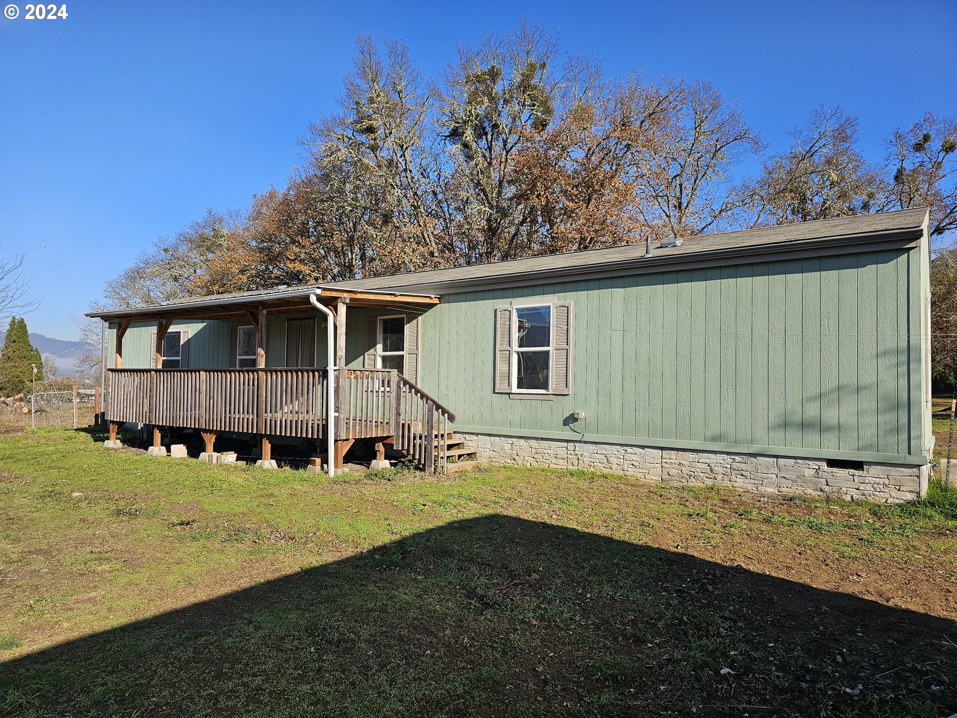 623 Shoestring Road Riddle, OR 97469 - Photo 27 of 47