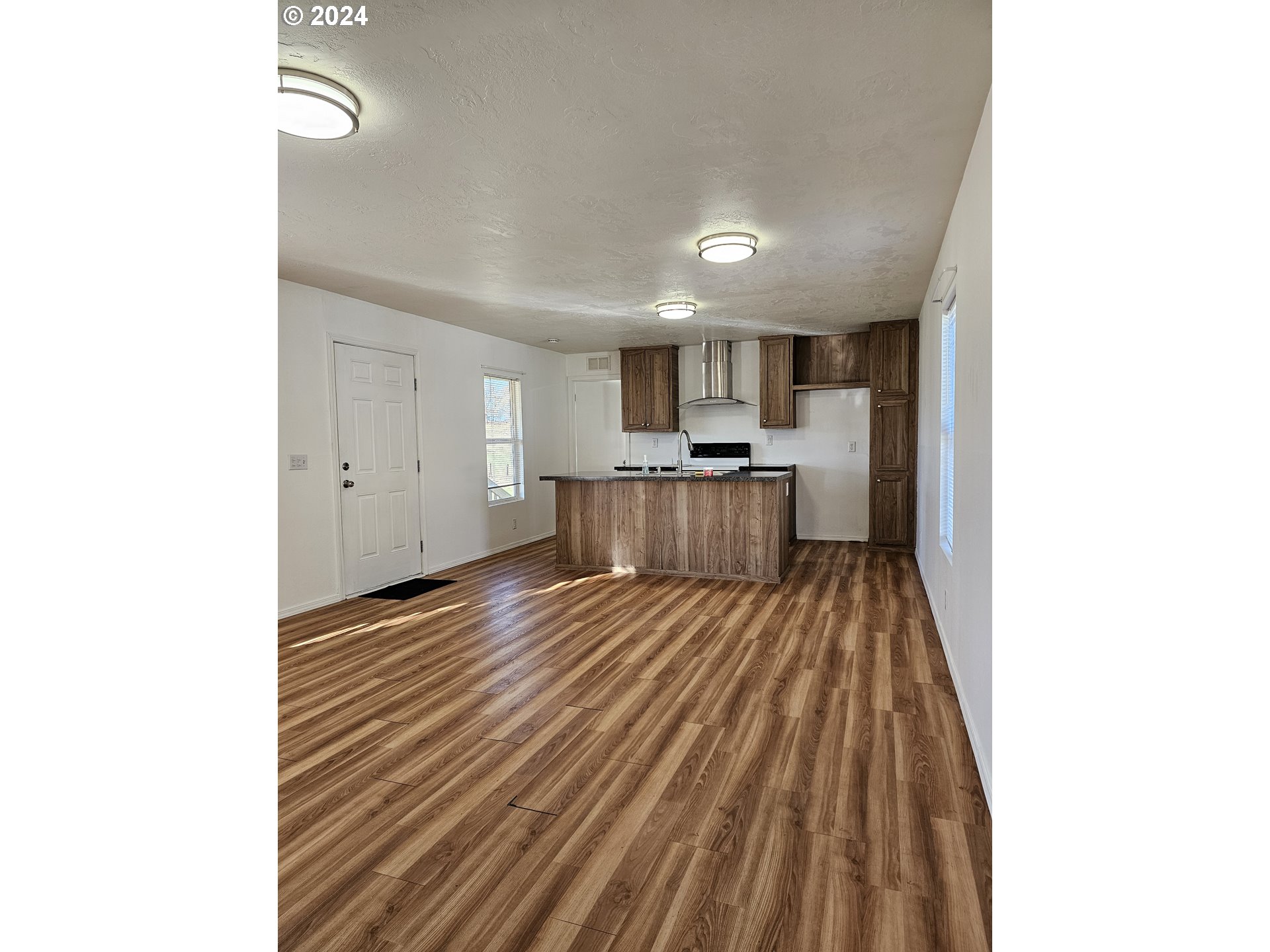 623 Shoestring Road Riddle, OR 97469 - Photo 4 of 47