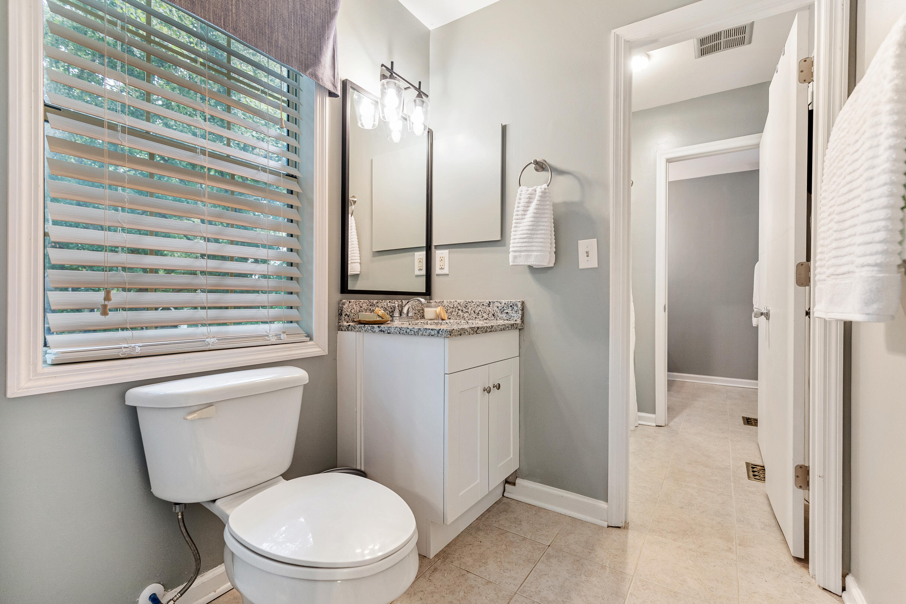 1251 Llewellyn Road Mount Pleasant, SC 29464 - Photo 19 of 30 1251LlewllynRoad-KeenEyeMarketing-029