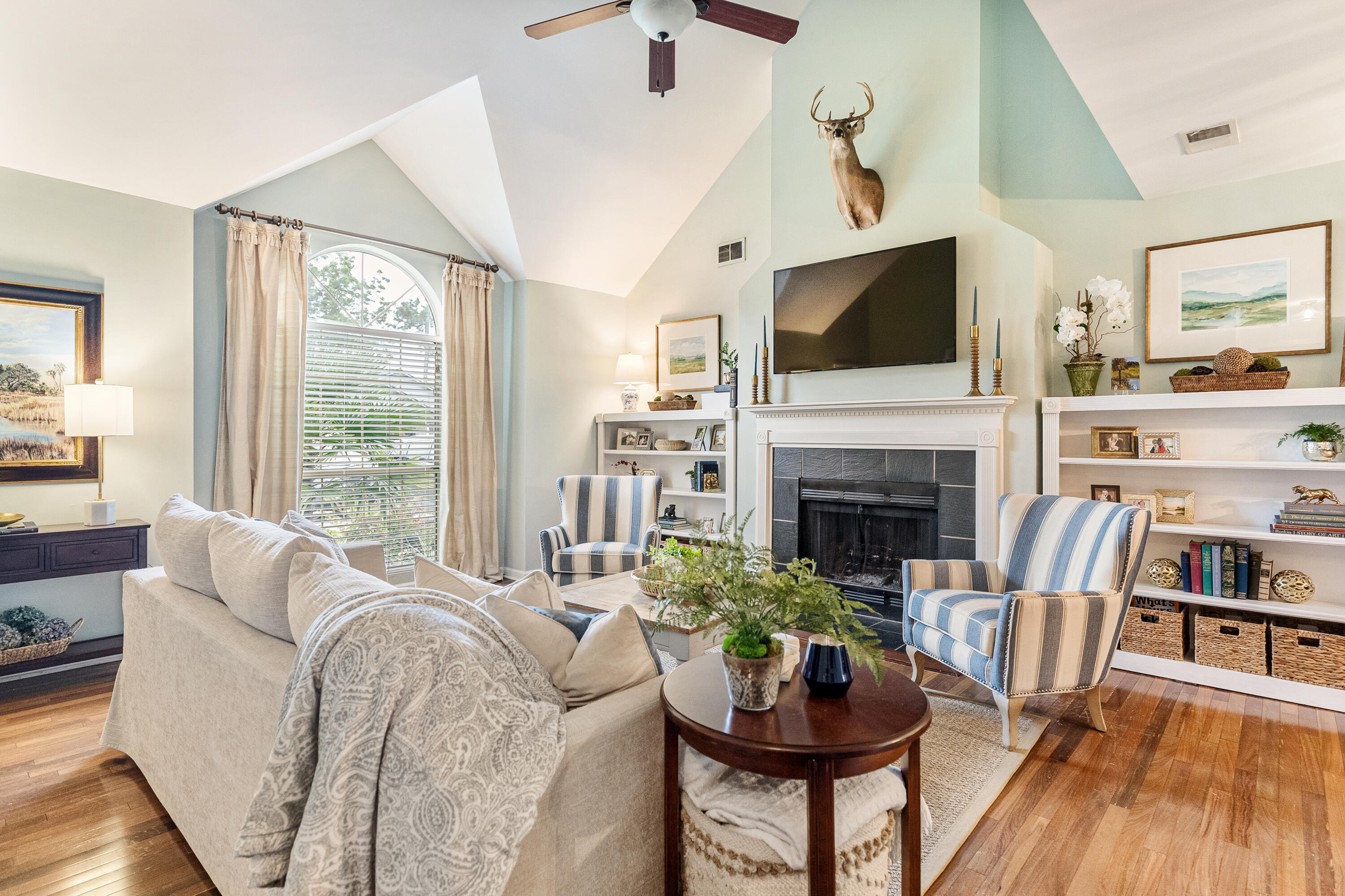 1251 Llewellyn Road Mount Pleasant, SC 29464 - Photo 6 of 30 1251LlewllynRoad-KeenEyeMarketing-008