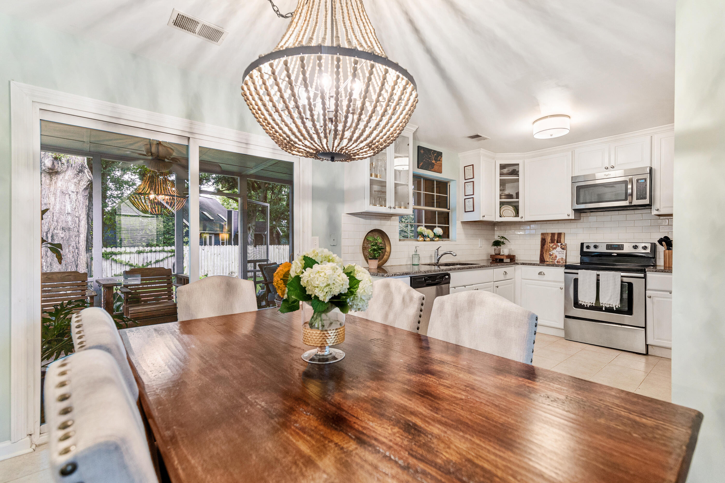 1251 Llewellyn Road Mount Pleasant, SC 29464 - Photo 10 of 30 1251LlewllynRoad-KeenEyeMarketing-013