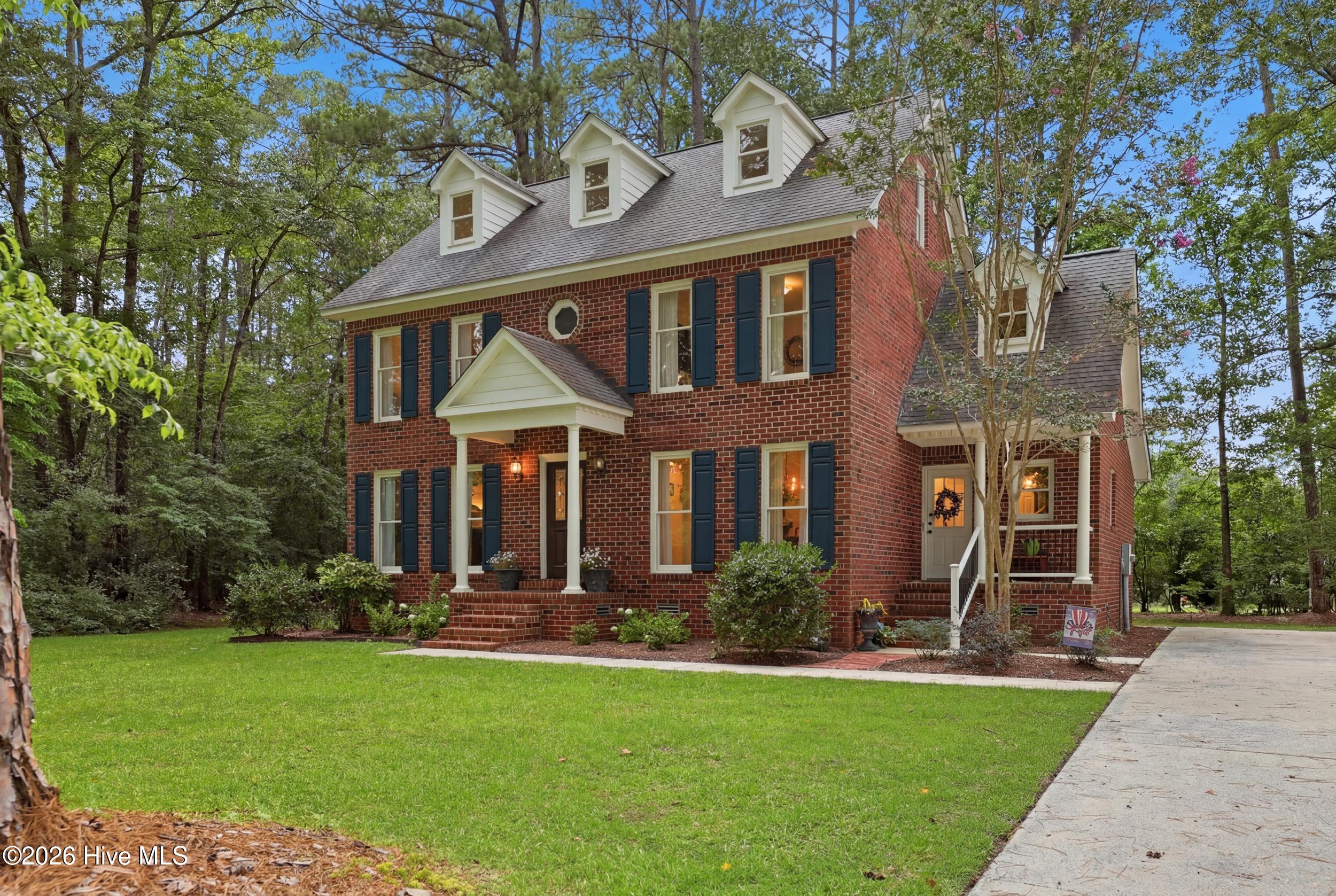 121 South Reed Drive Washington, NC 27889 - Photo 2 of 34