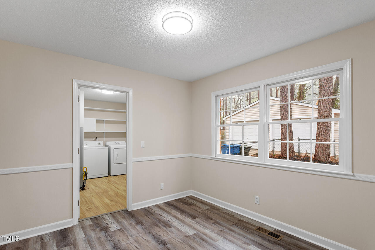 3523 Racine Street Durham, NC 27707 - Photo 22 of 38 3523 Racine St - Breakfast area
