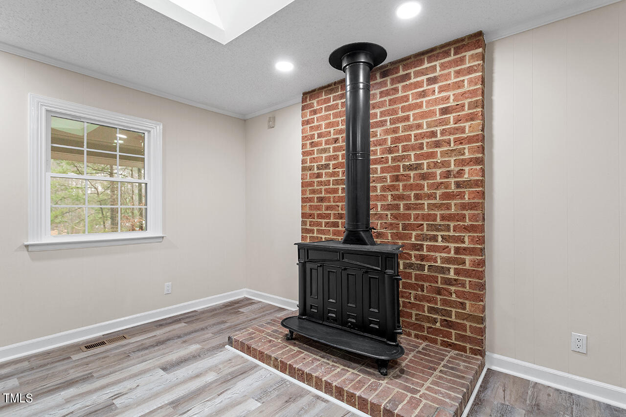 3523 Racine Street Durham, NC 27707 - Photo 25 of 38 3523 Racine St - GRoom