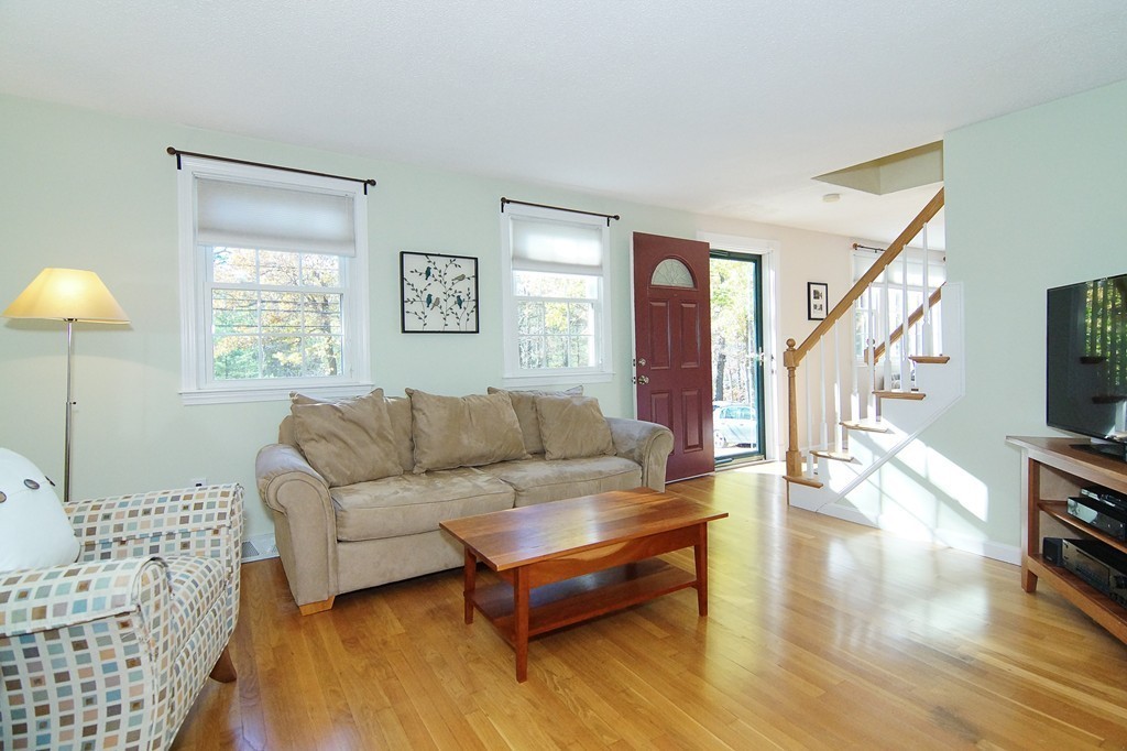 458 Townsend Road Groton, MA 01450 - Photo 3 of 27 Gallery Image 3