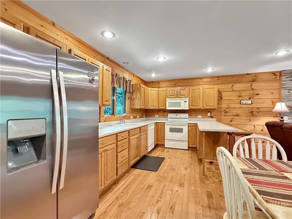219 Red Maple Lane Boone, NC 28607 - Photo 9 of 37