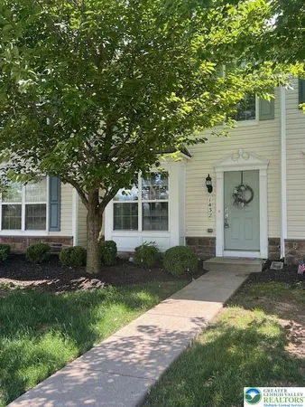 $1,900 | 1432 Artisan Court, Breinigsville, PA 18031