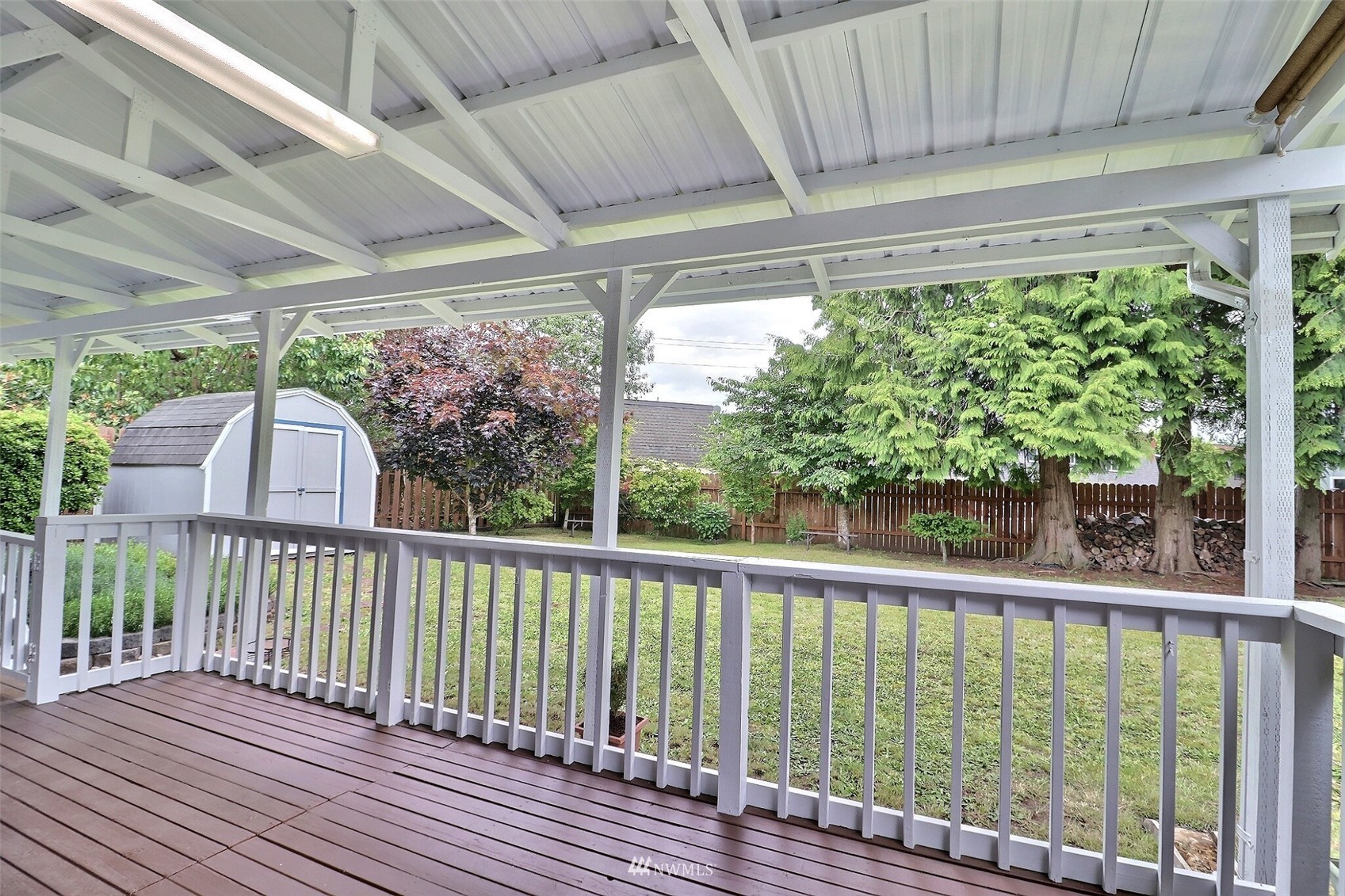 17234 139th Place Southeast Renton, WA 98058 - Photo 31 of 36 a view of a street from a balcony
