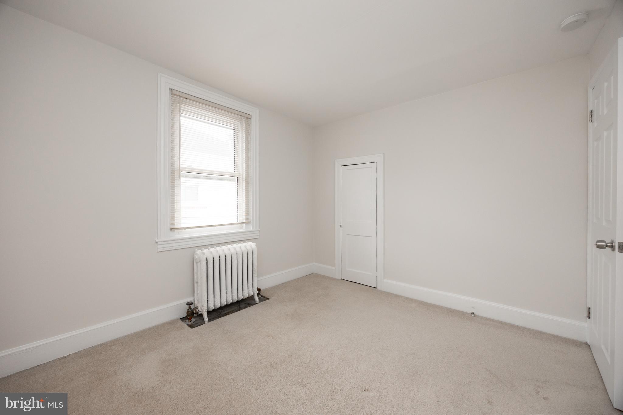 547 Northbrook Road West Chester, PA 19382 - Photo 19 of 35 an empty room with a window